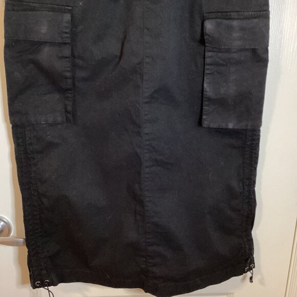 Women's Black Maxi Cargo Skirt Utility Pockets Back Slit Casual Goth Witchy - Picture 3 of 10